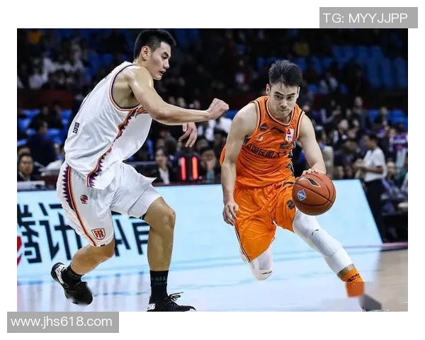 凯尔库兹马的篮球之路：从新秀到明星的成长故事与挑战